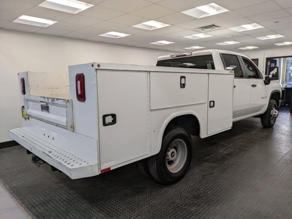 Used 2021 Chevrolet Silverado 3500 HD Chassis Cab Work Truck Truck Crew Cab