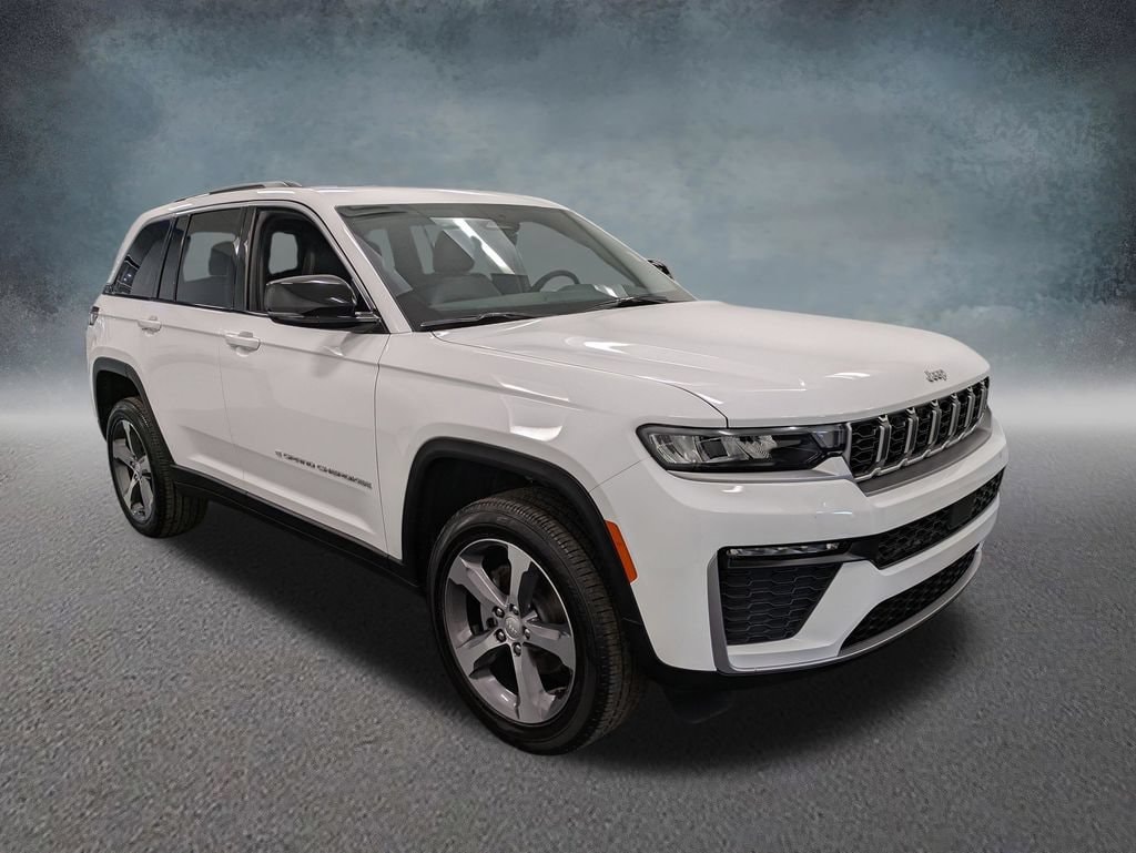 Used 2026 Jeep Grand Cherokee Limited 4x4 SUV