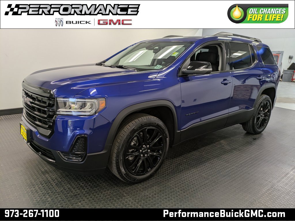 2023 GMC Acadia SLE's photo