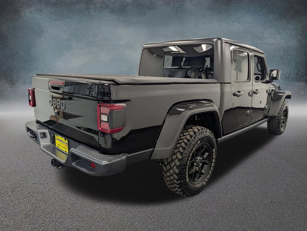 Used 2025 Jeep Gladiator Willys Truck Crew Cab