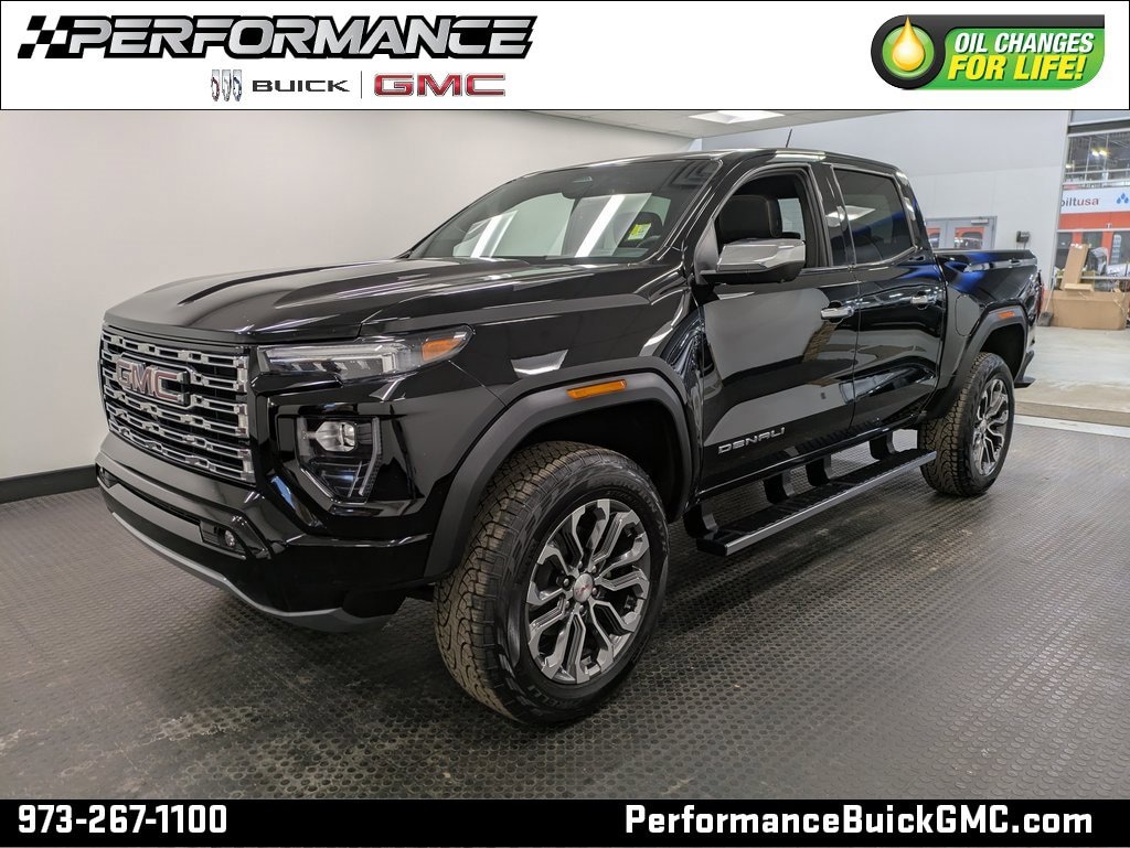 Used 2023 GMC Canyon Denali Truck Crew Cab