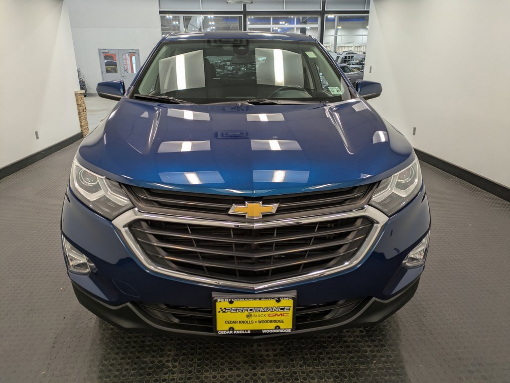 2021 Chevrolet Equinox LT photo 2