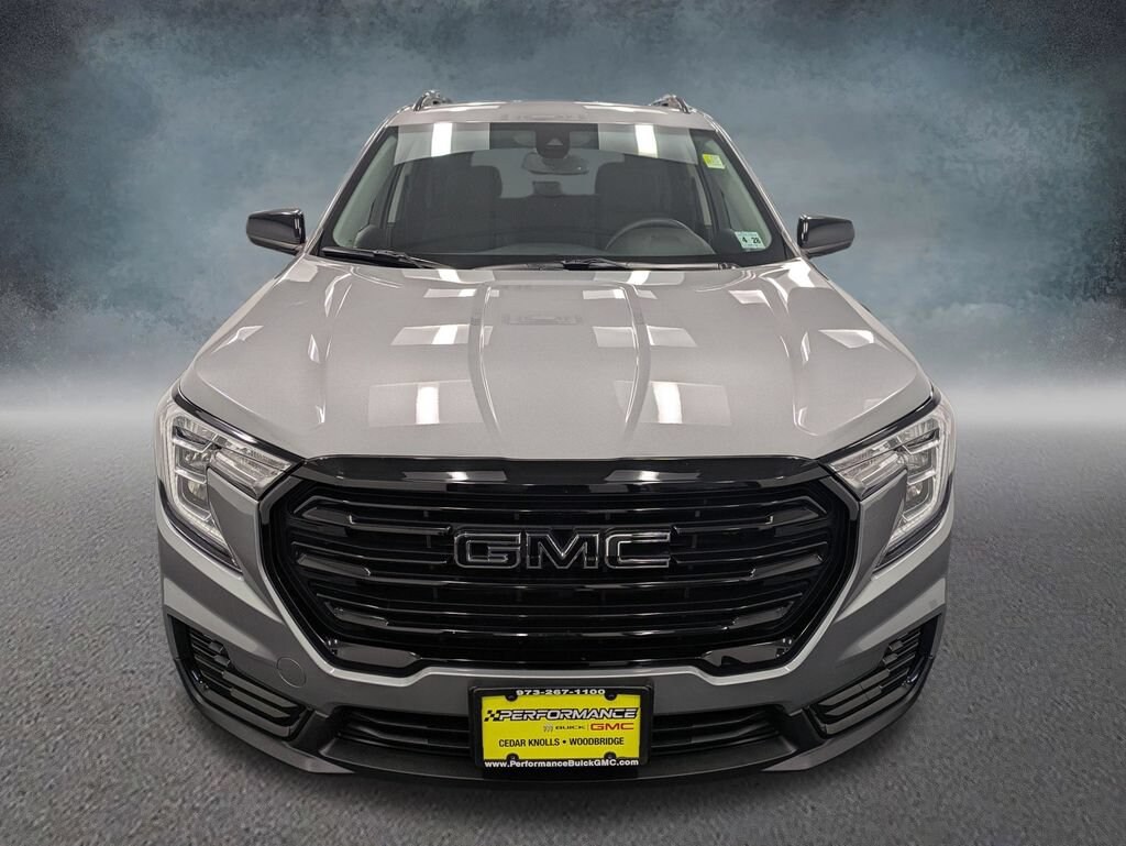 Used 2023 GMC Terrain SLE SUV