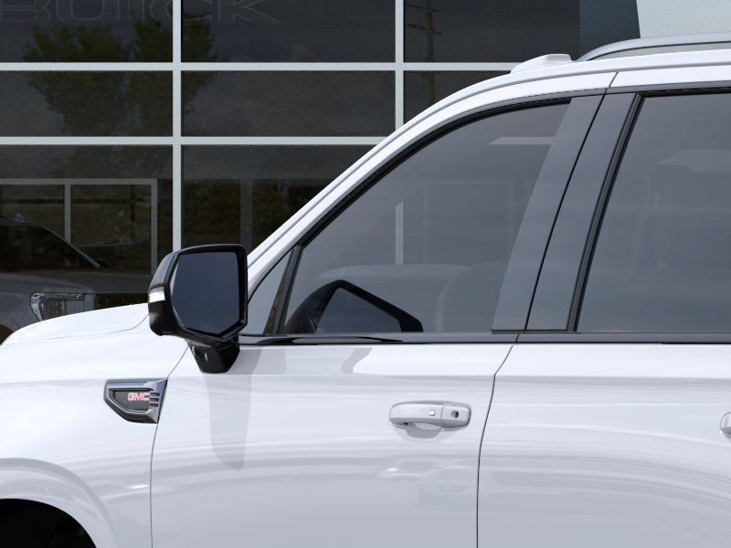 2026 GMC Yukon AT4 Ultimate - Photo 12