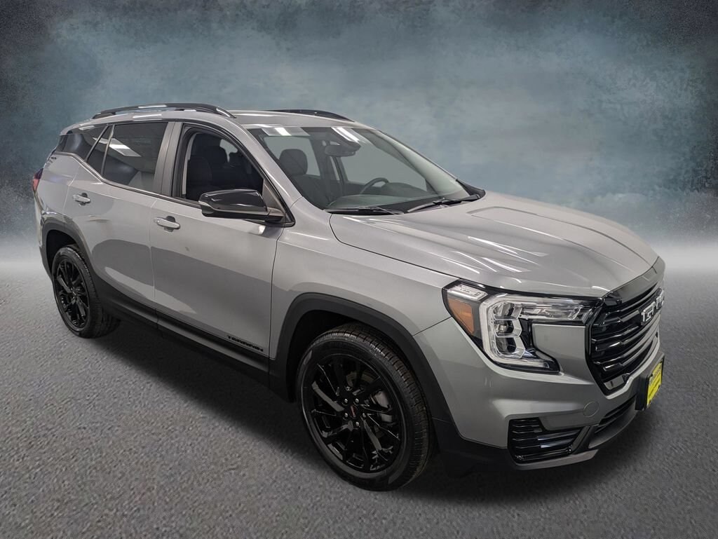 Used 2023 GMC Terrain SLE SUV