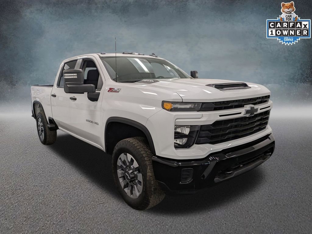 Used 2025 Chevrolet Silverado 2500 HD Custom Truck Crew Cab