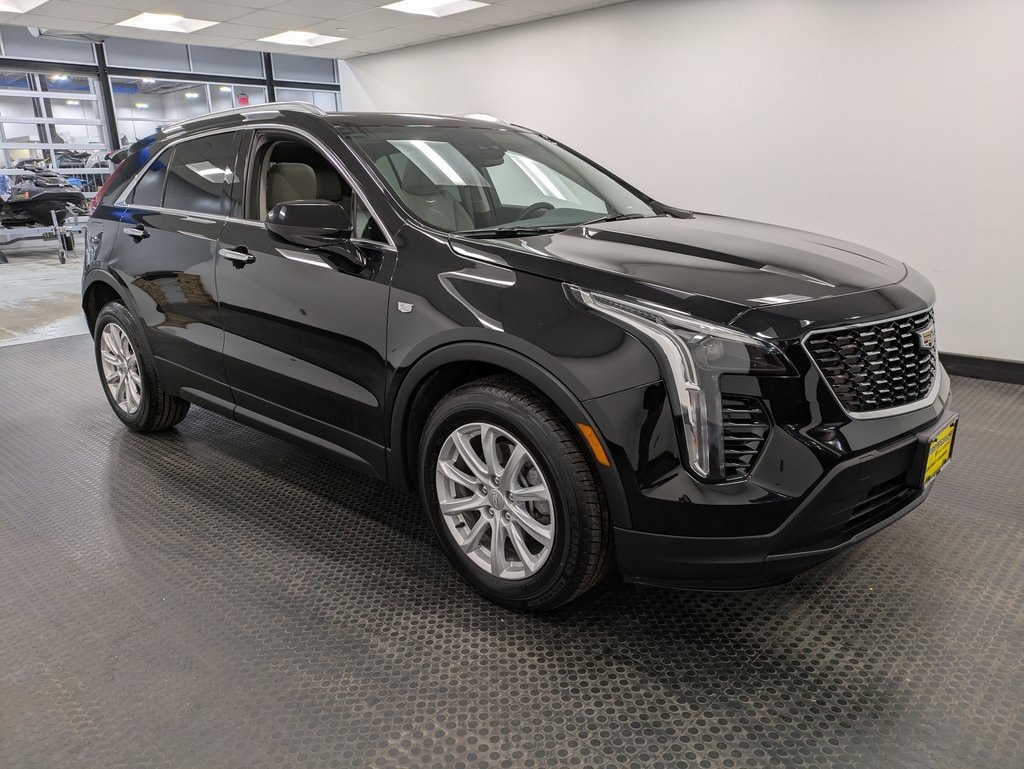 Used 2023 CADILLAC XT4 Luxury SUV