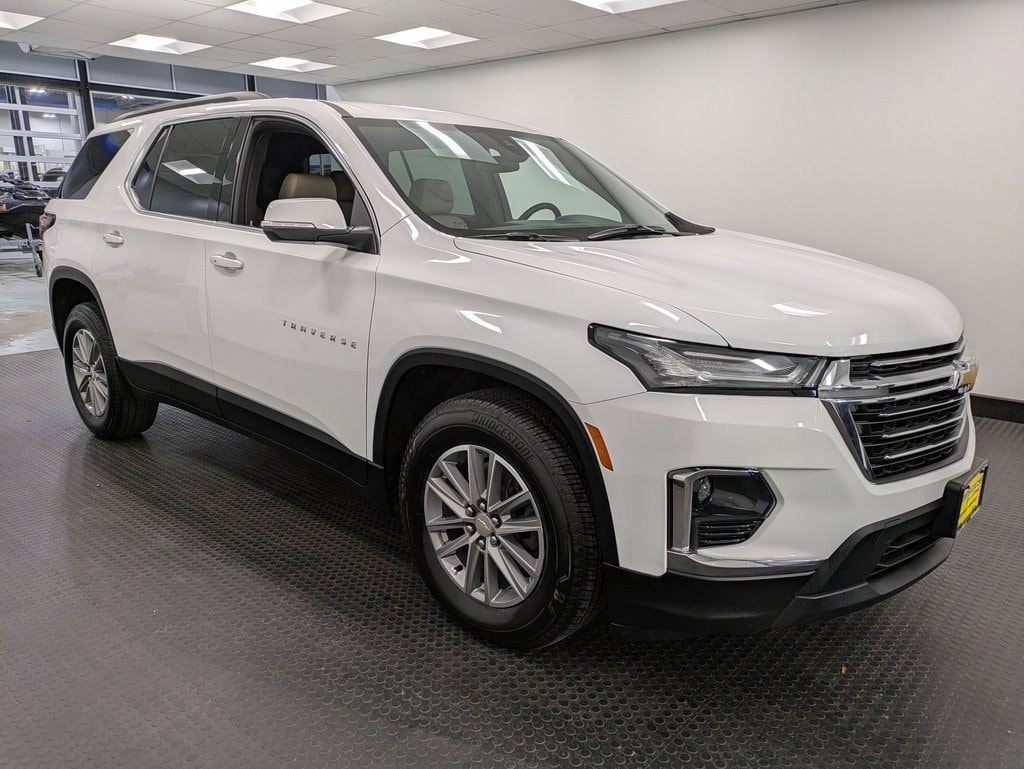 Used 2023 Chevrolet Traverse LT Leather SUV