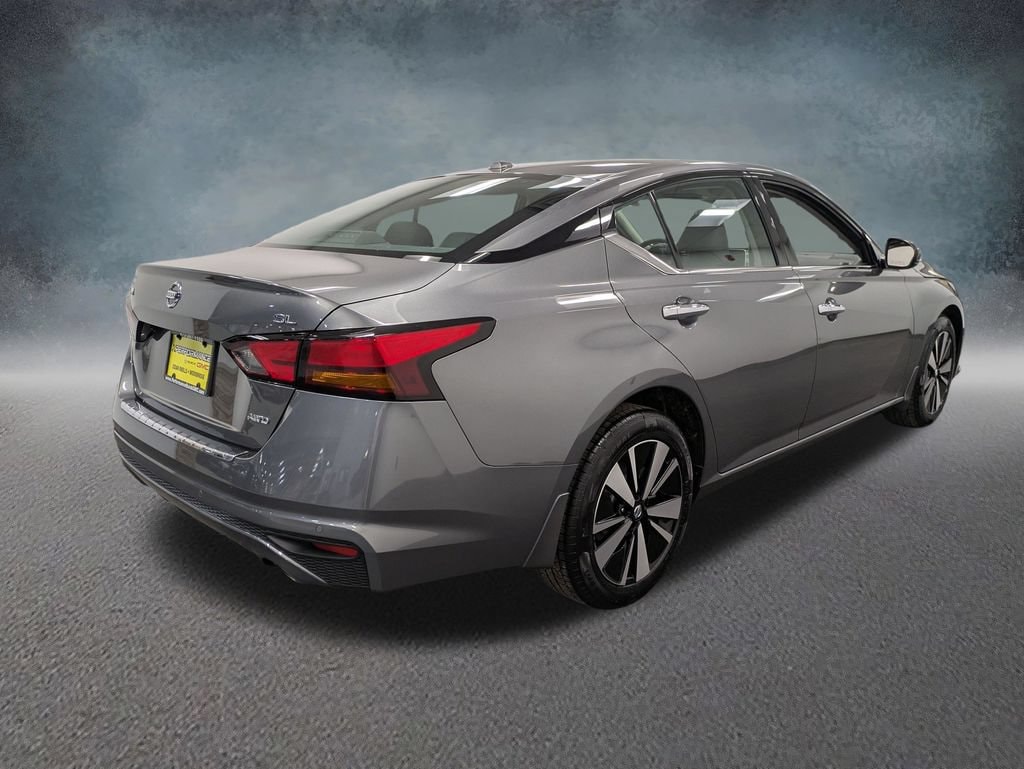Used 2021 Nissan Altima SL Intelligent AWD Sedan