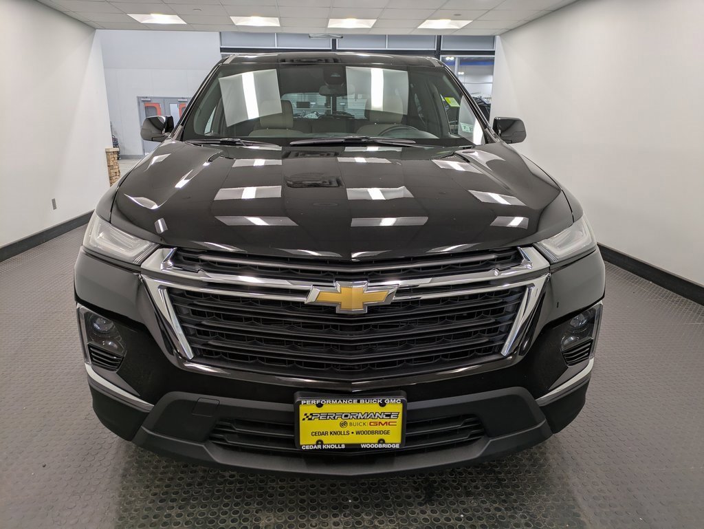 2022 Chevrolet Traverse 1LS photo 2
