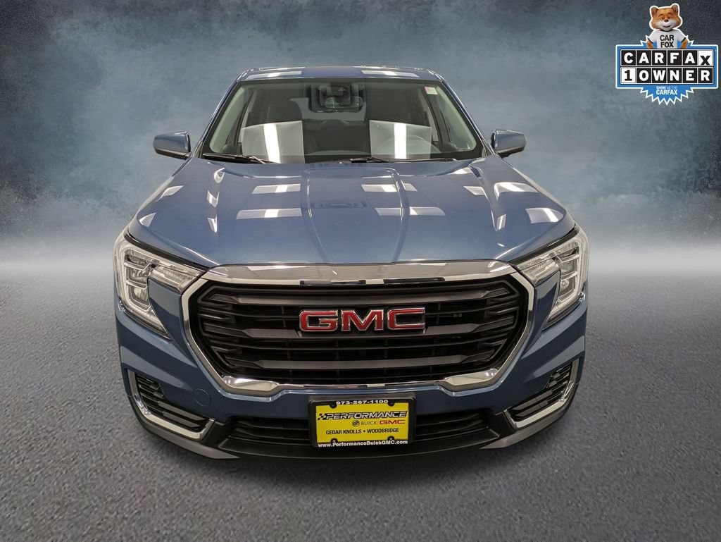 Used 2024 GMC Terrain SLE SUV