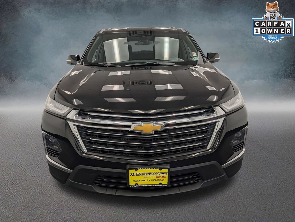 Used 2023 Chevrolet Traverse LT Cloth SUV