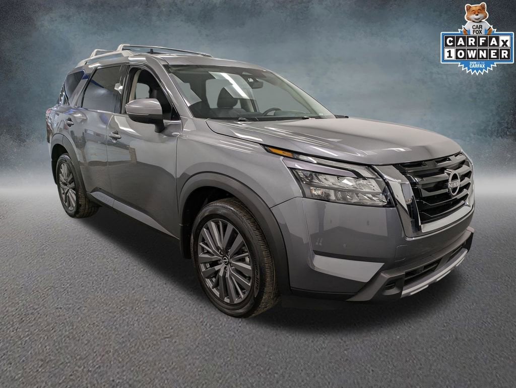 Used 2025 Nissan Pathfinder SL SUV