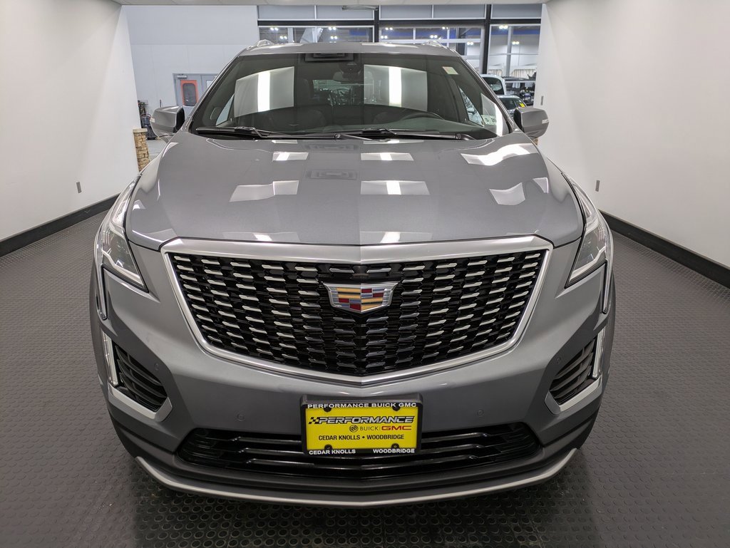 2021 Cadillac XT5 Premium Luxury photo 2