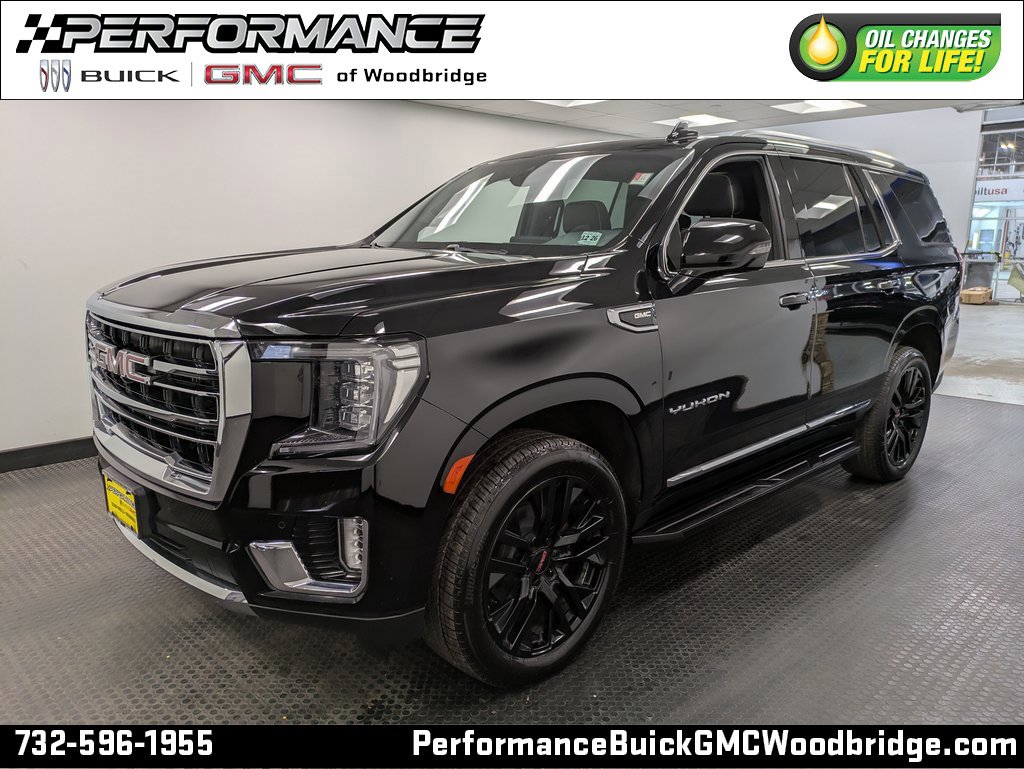2022 GMC Yukon SLT's photo
