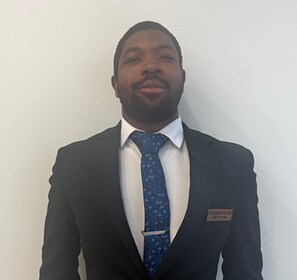 Staff member Jimmy Estime from ID_22edecb8c086