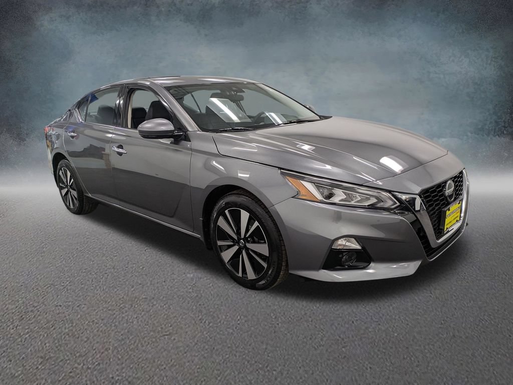 Used 2021 Nissan Altima SL Intelligent AWD Sedan
