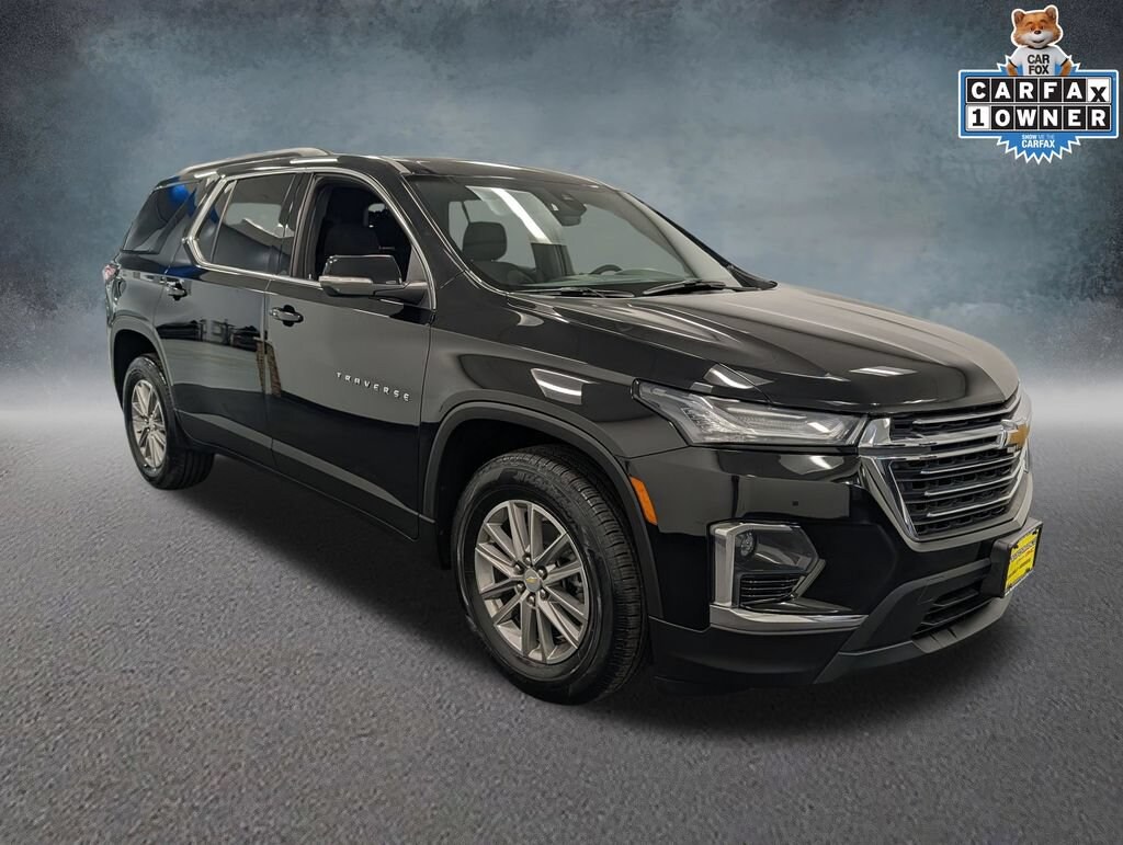 Used 2023 Chevrolet Traverse LT Cloth SUV