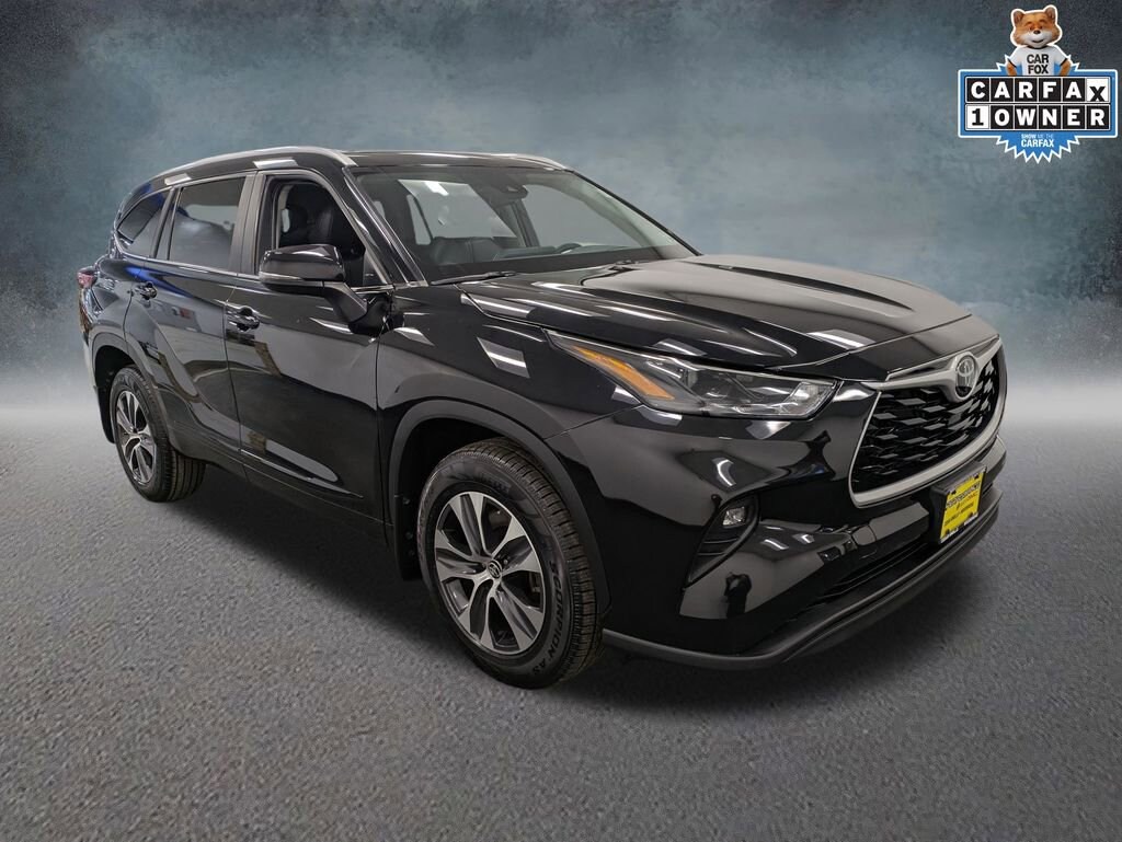 Used 2023 Toyota Highlander L SUV