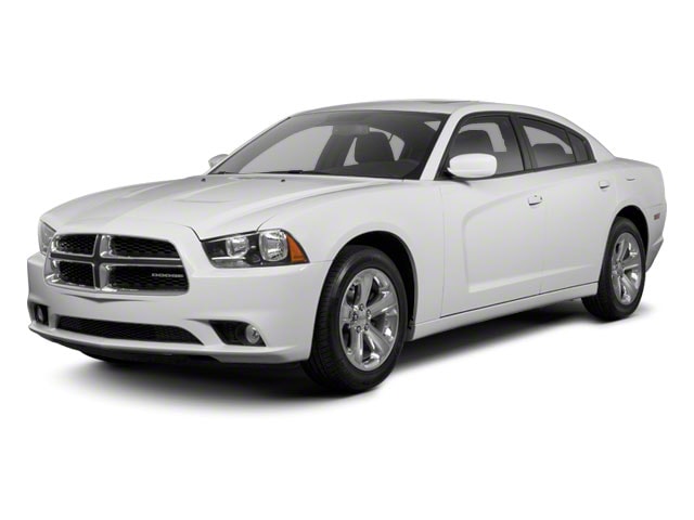 2012 Dodge Charger 4dr Sdn RT white front-min.jpg