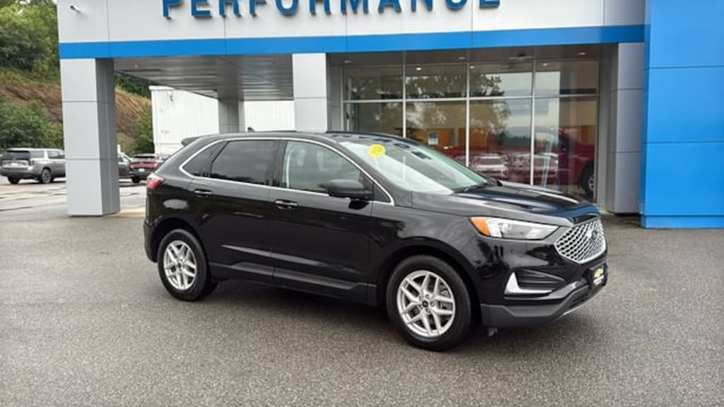 Used 2024 Ford Edge SEL SUV