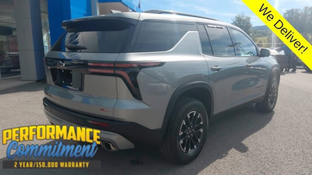 Used 2025 Chevrolet Traverse Z71 SUV