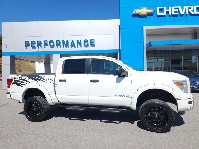 Used 2022 Nissan Titan SV with VIN 1N6AA1ED3NN101057 for sale in Elkins, WV