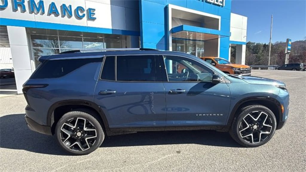New 2026 Chevrolet Traverse High Country SUV