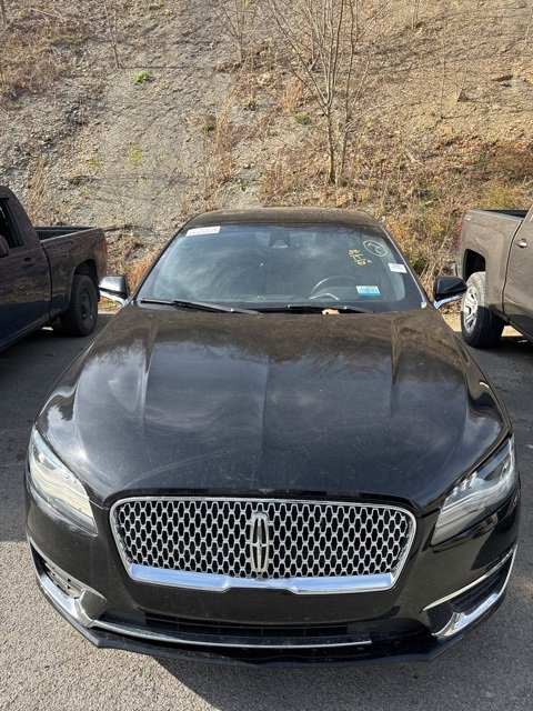 2017 Lincoln MKZ Reserve photo 2