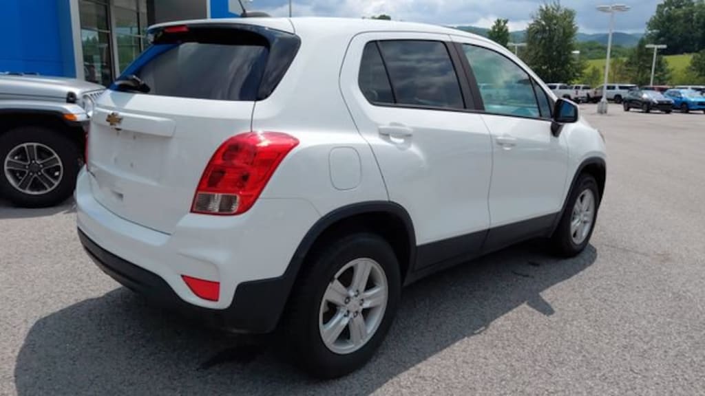 Used 2021 Chevrolet Trax LS SUV