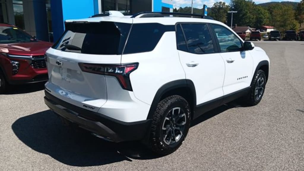 New 2026 Chevrolet Equinox Activ SUV