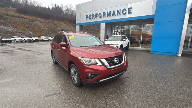 2020 Nissan Pathfinder SL's photo