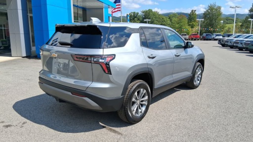 New 2027 Chevrolet Equinox LT SUV