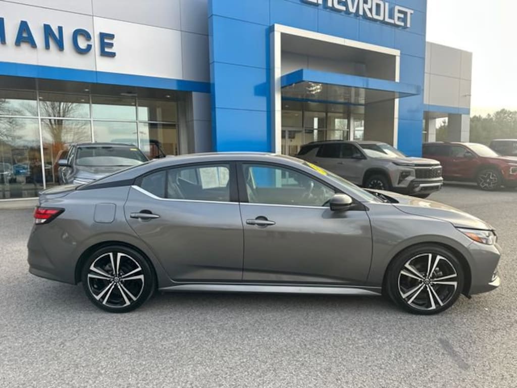 Used 2021 Nissan Sentra SR Xtronic CVT Sedan