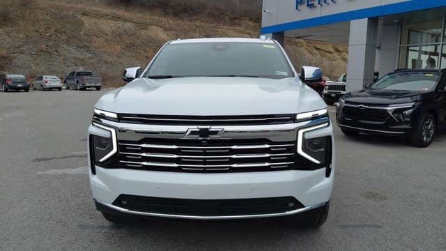 2026 Chevrolet Suburban Premier - Photo 8