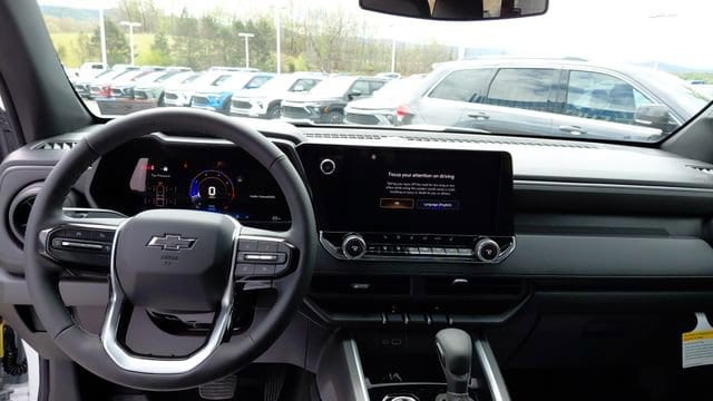 2026 Chevrolet Colorado Trail Boss - Photo 13