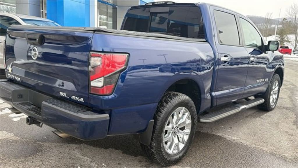 Used 2020 Nissan Titan SL Truck Crew Cab
