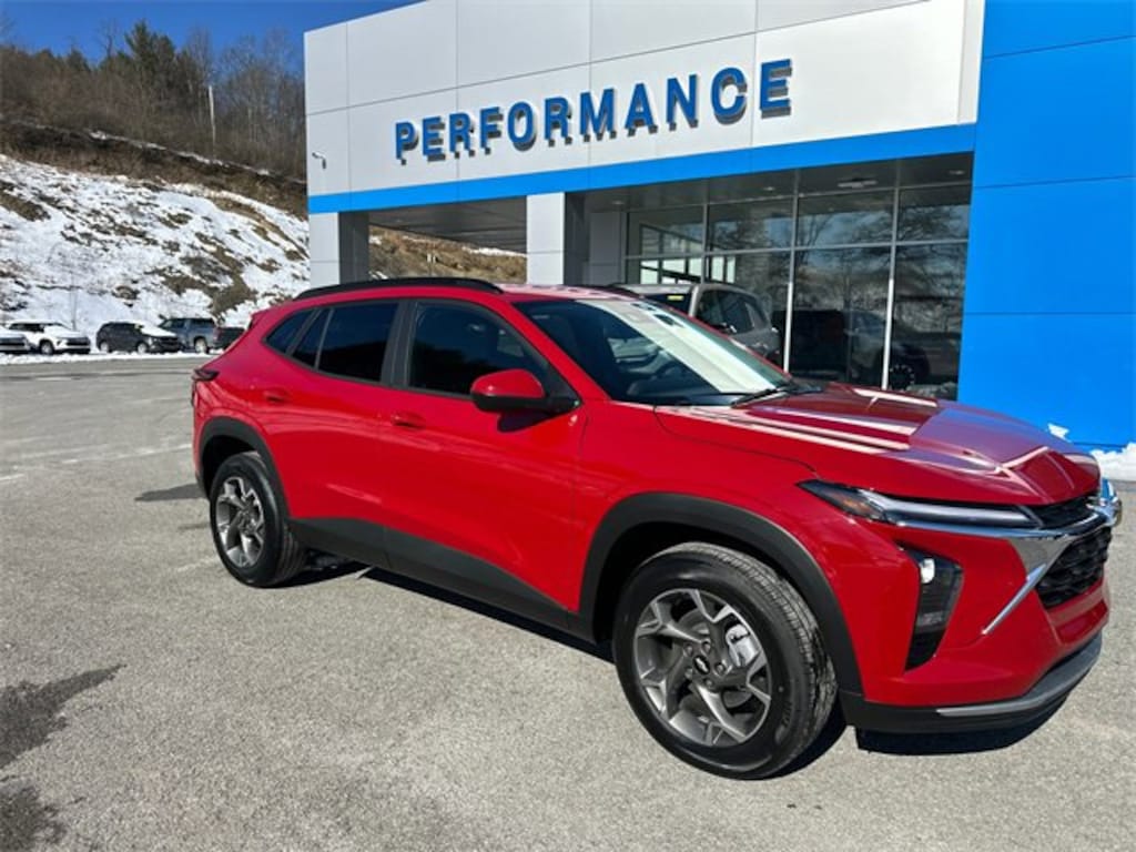 New 2026 Chevrolet Trax LT SUV