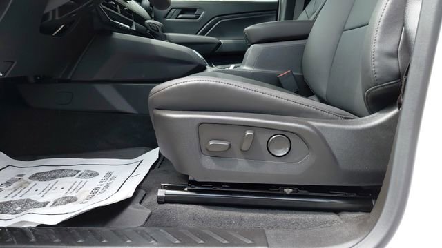 2026 Chevrolet Colorado Trail Boss - Photo 11