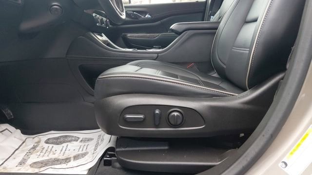 2022 GMC Acadia Denali - Photo 13