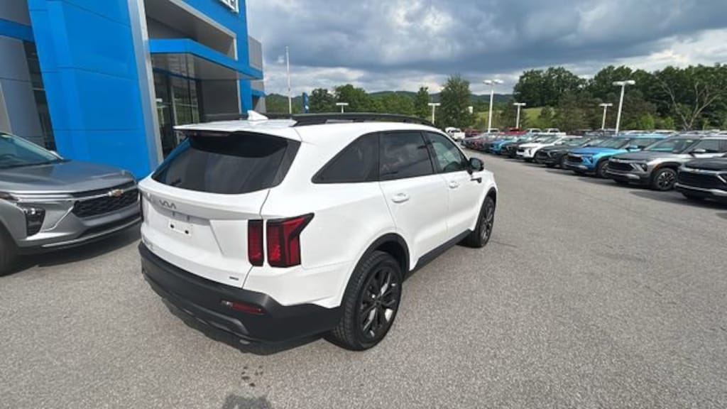 Used 2023 Kia Sorento X-Line EX SUV