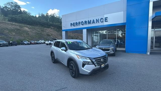 2024 Nissan Rogue SV AWD's photo