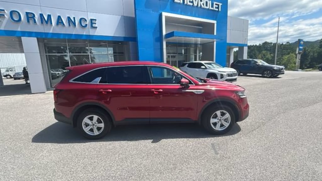 Used 2022 Kia Sorento LX SUV