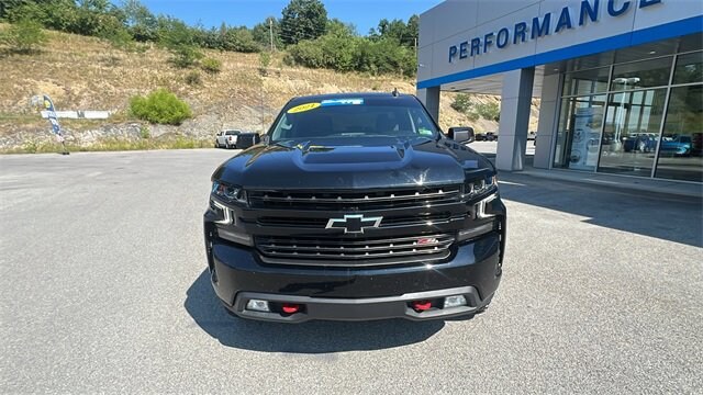 Used 2021 Chevrolet Silverado 1500 LT Trail Boss with VIN 3GCPYFED0MG298542 for sale in Elkins, WV