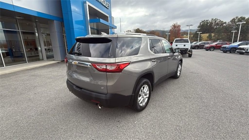 Used 2018 Chevrolet Traverse LT Cloth SUV