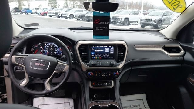 2022 GMC Acadia Denali - Photo 15