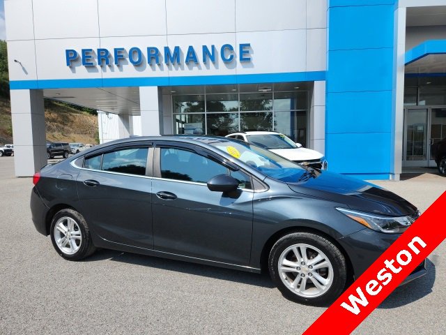 Used 2017 Chevrolet Cruze LT with VIN 1G1BE5SM4H7149479 for sale in Elkins, WV