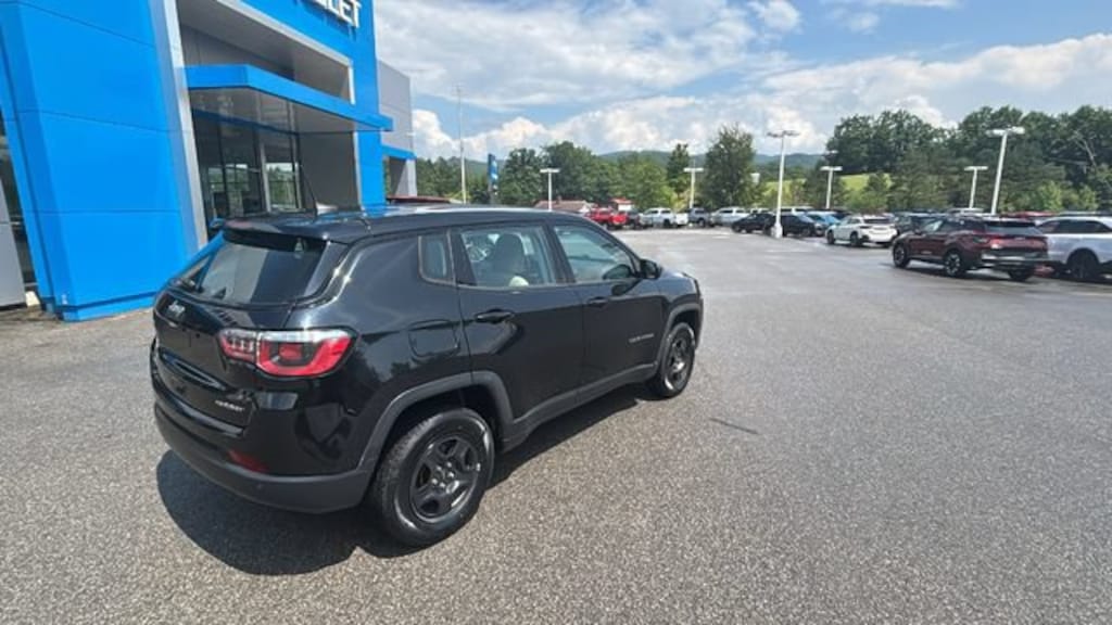Used 2018 Jeep Compass Sport 4x4 SUV