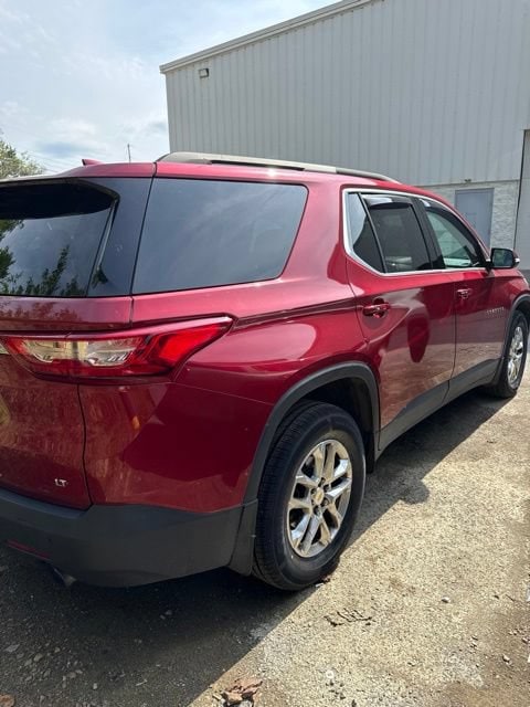 Used 2019 Chevrolet Traverse 3LT with VIN 1GNEVHKW6KJ245493 for sale in Elkins, WV