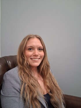Staff member Alayna McCauley from ID_3649c290efd9